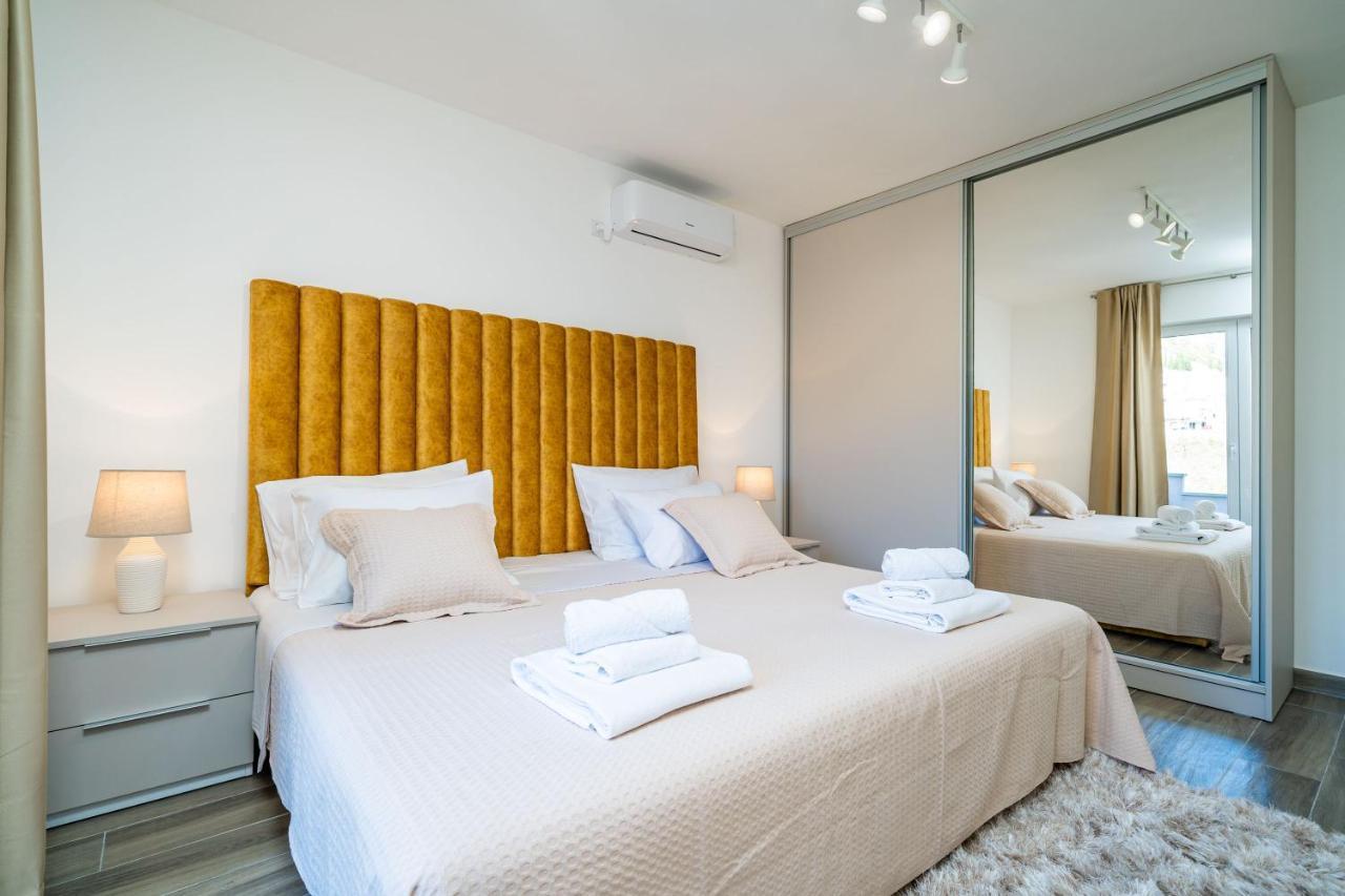 Petmat - With Private Pool And 6 Bedrooms Vila *