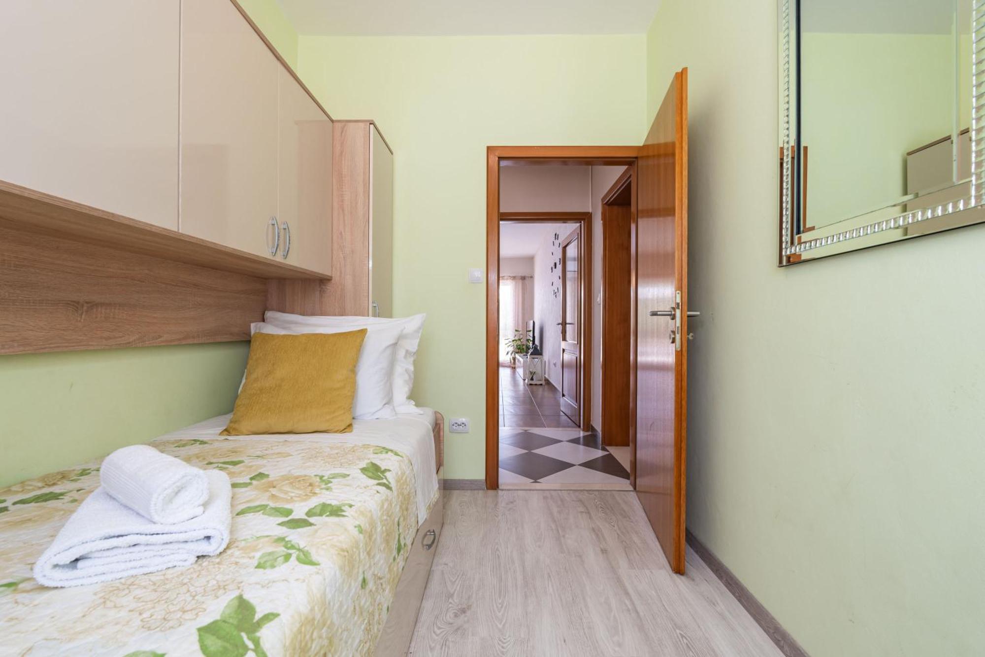 Vila Petmat - With Private Pool And 6 Bedrooms *