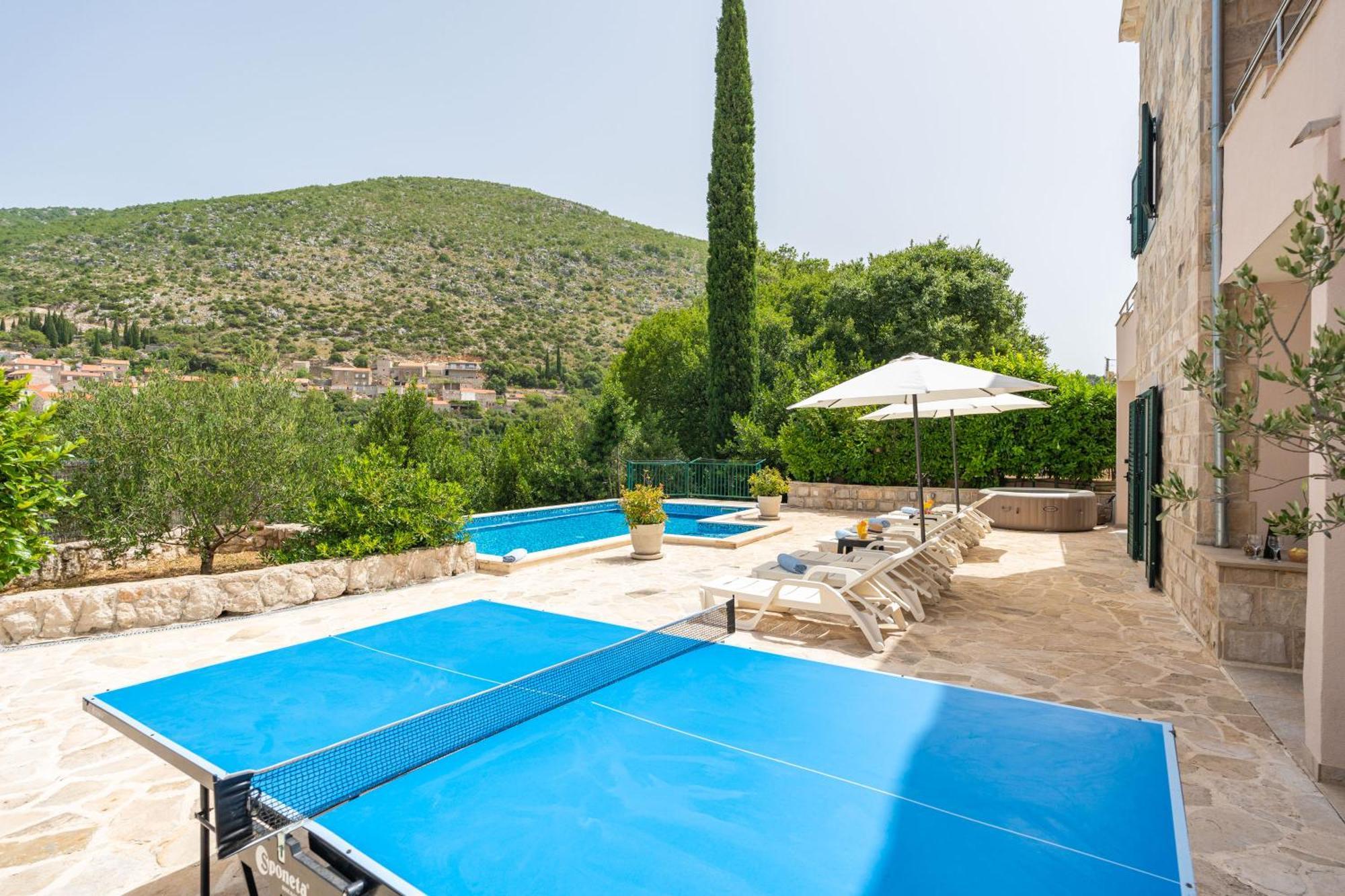 Vila Petmat - With Private Pool And 6 Bedrooms Dubrovnik