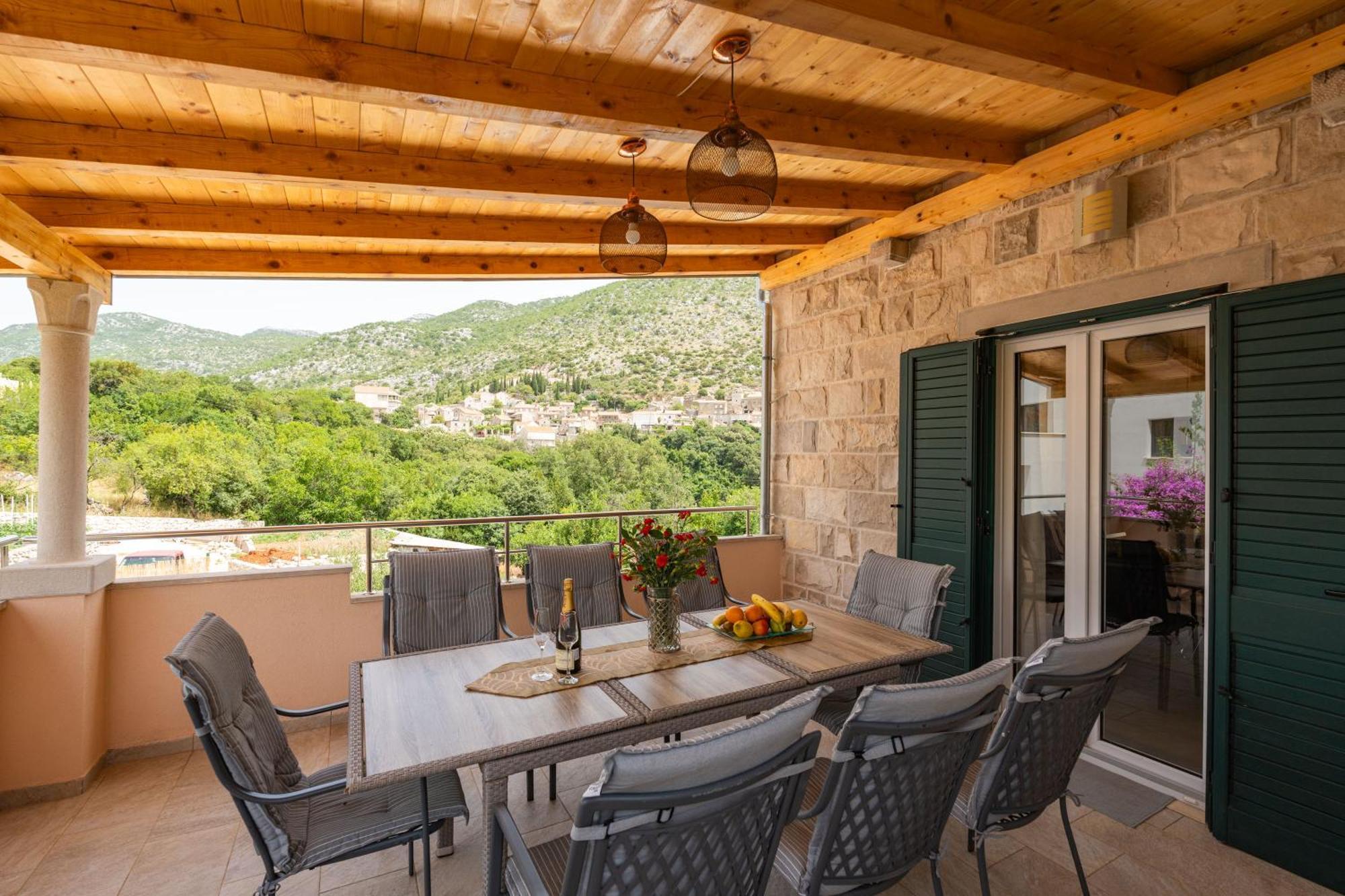 Petmat - With Private Pool And 6 Bedrooms Vila *