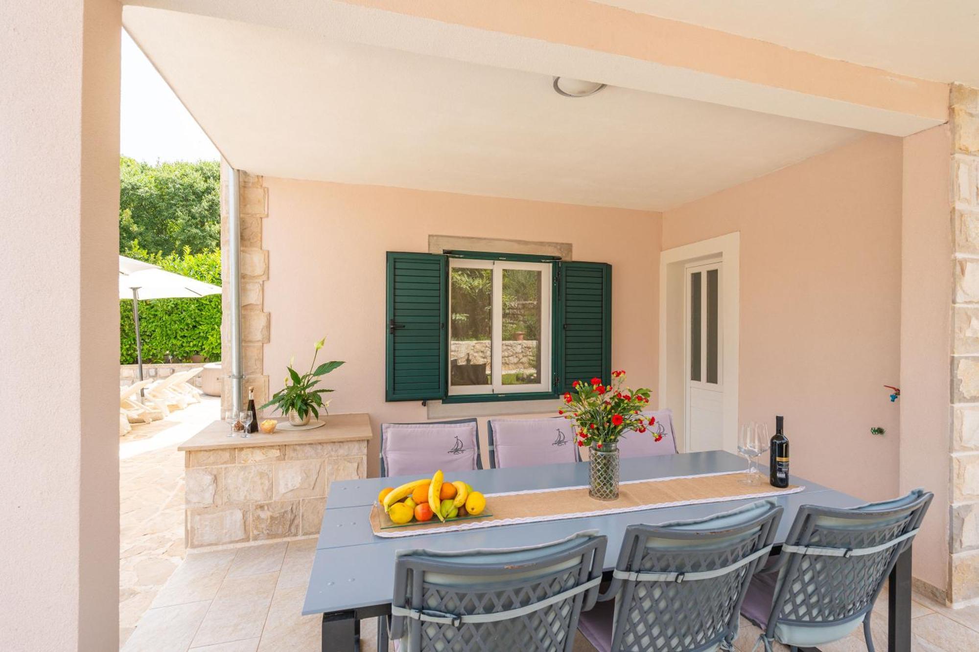 Vila Petmat - With Private Pool And 6 Bedrooms *